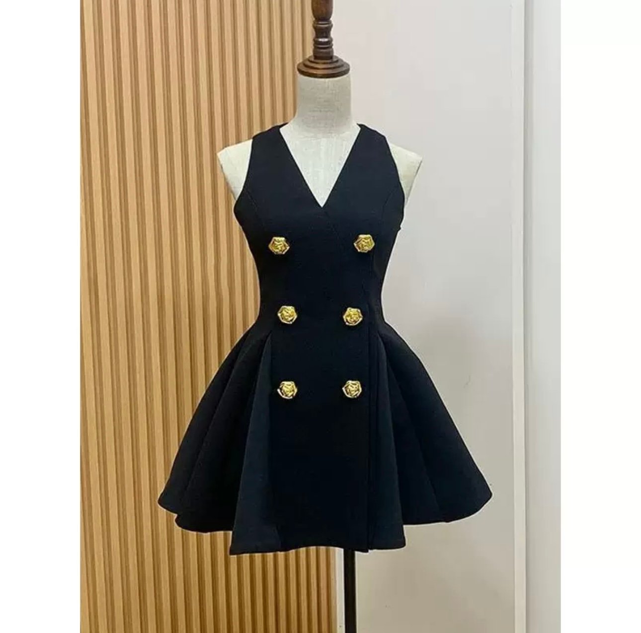 Black short gown
